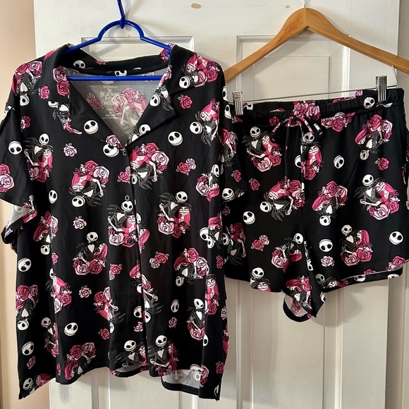 Women’s Nightmare Before Christmas Pajama/Lounge Set 3X - Picture 3 of 5